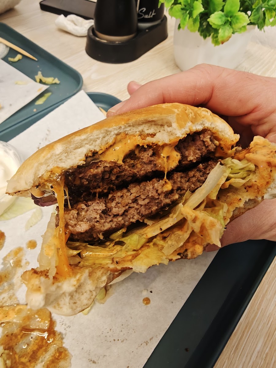 Burgercrew 'homemade Burger Grill'-10