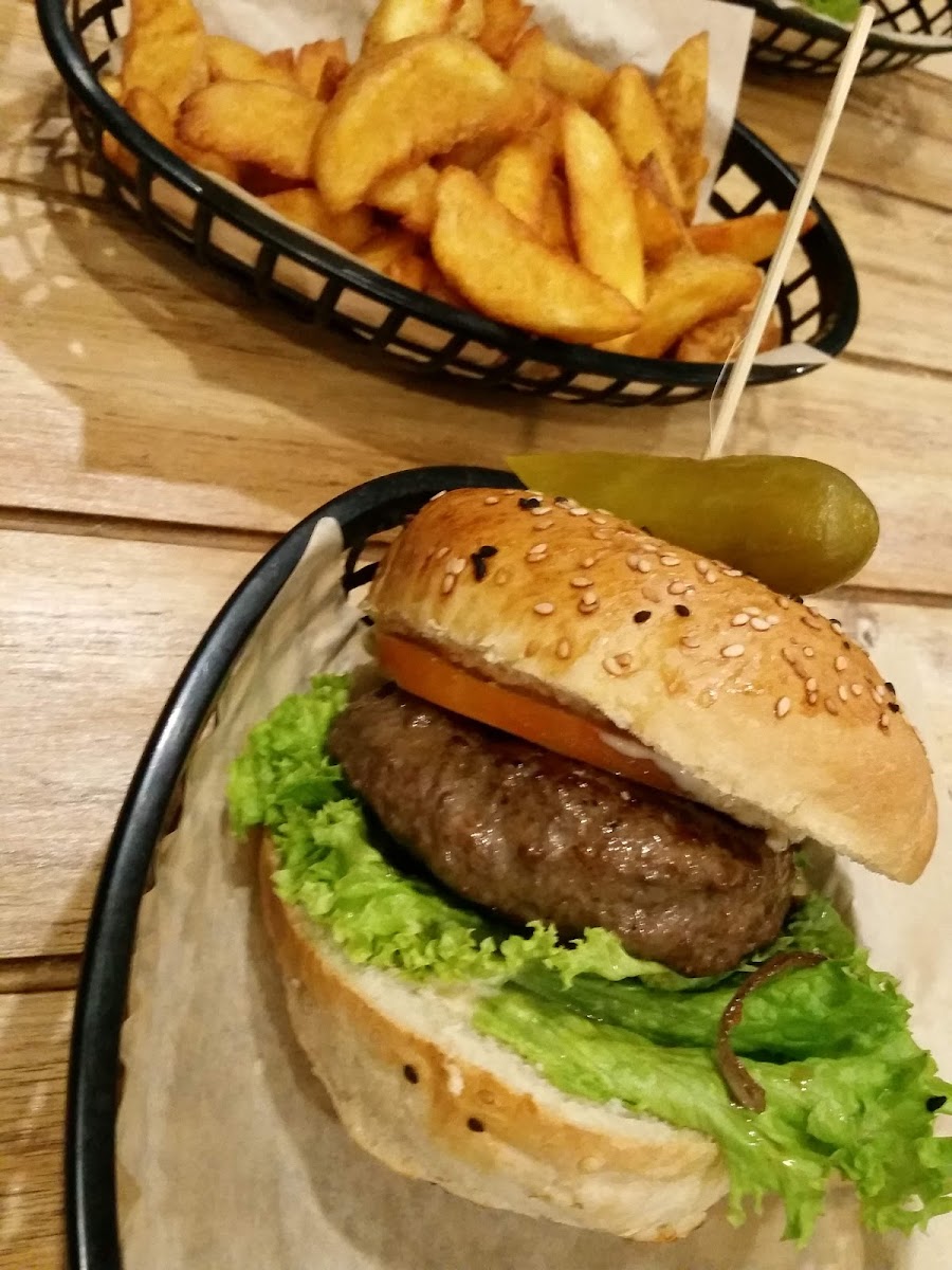 Burgercrew 'homemade Burger Grill'-5